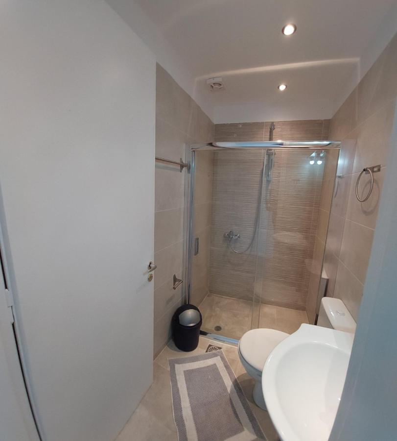Twins Apartments Nikiana Luaran gambar