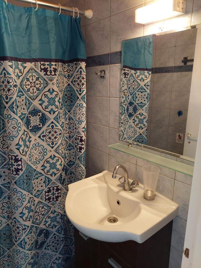 Twins Apartments Nikiana Luaran gambar