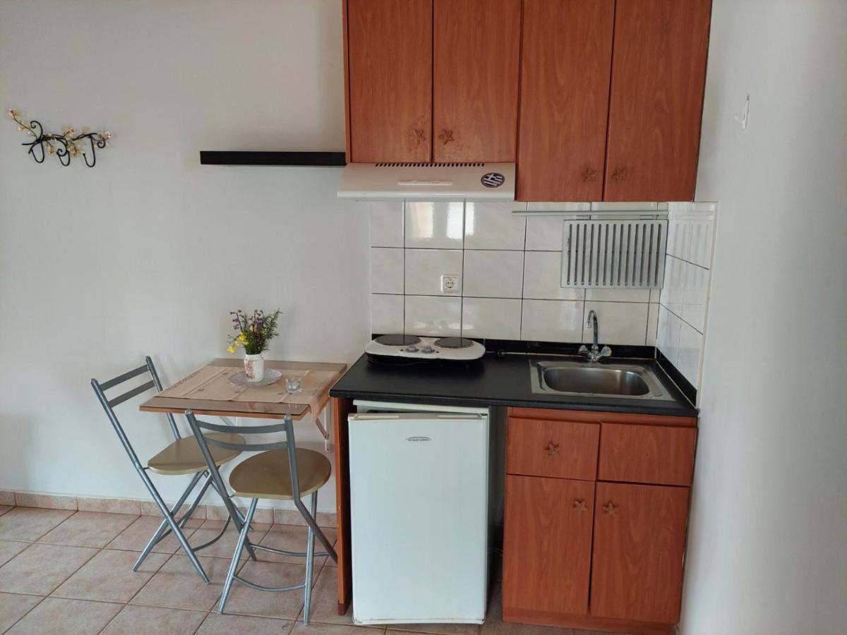 Twins Apartments Nikiana Luaran gambar